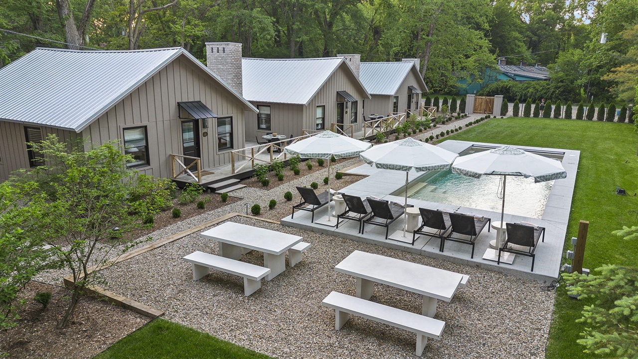 10222 Town Line Road Property Photo 7