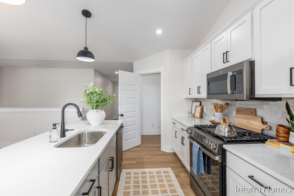 7931 Cresswell Court Property Photo 8