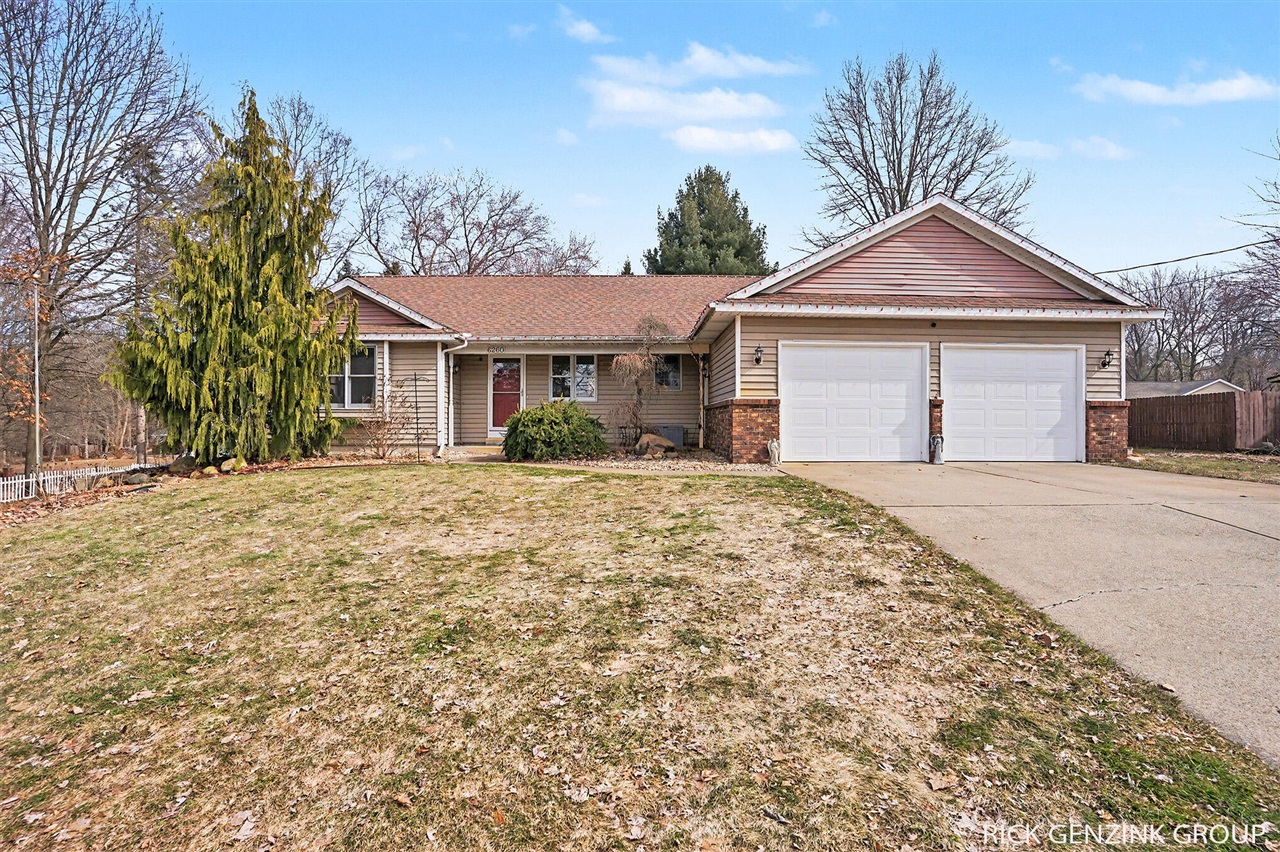 6260 Pine Crest Drive Property Photo 1