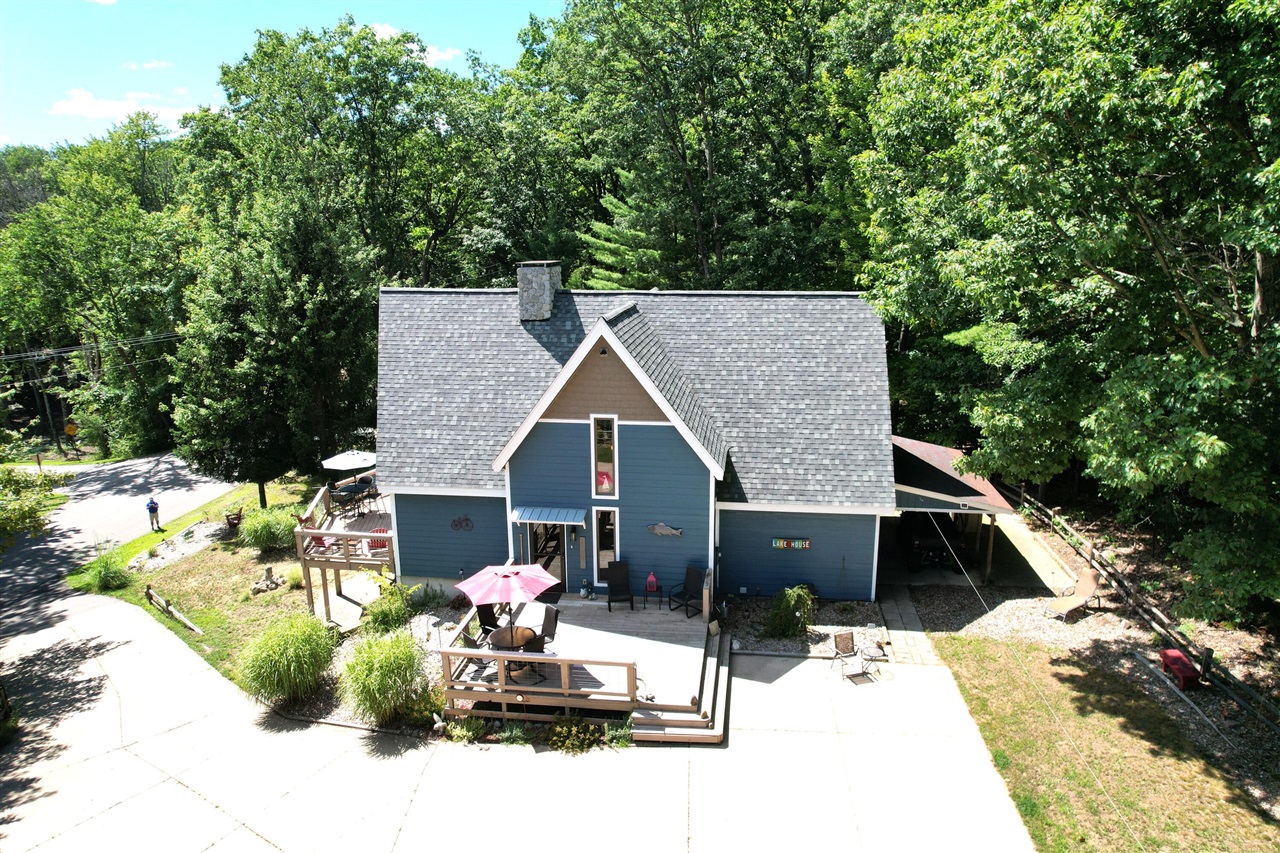 4050 E Ottawa Drive Property Photo 8