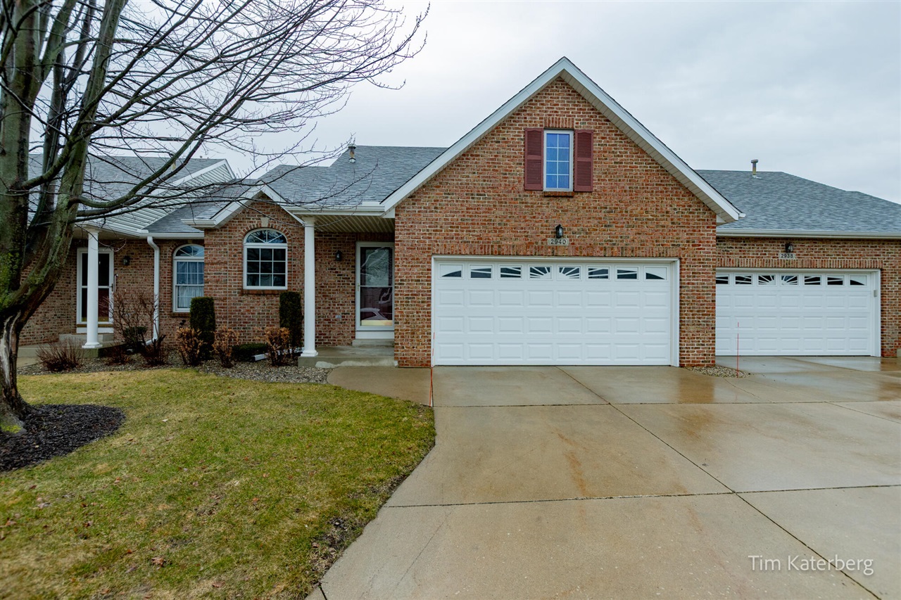2940 Bentbrooke Drive Property Photo 1