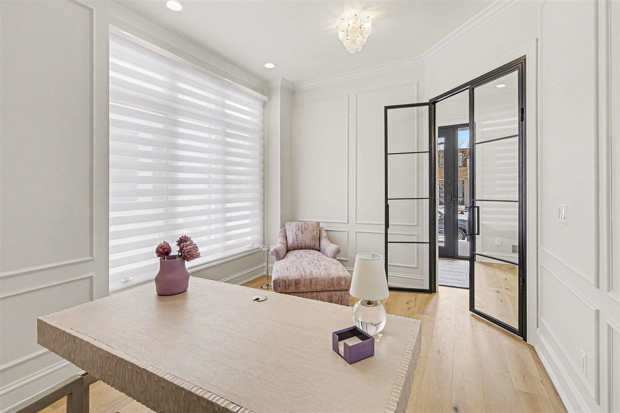 484 Park Street Property Photo 56