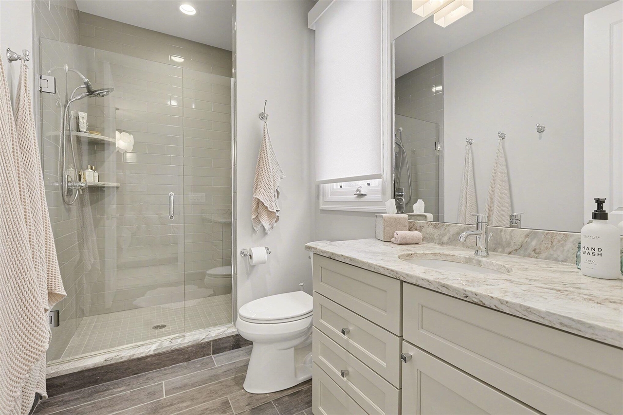 484 Park Street Property Photo 69