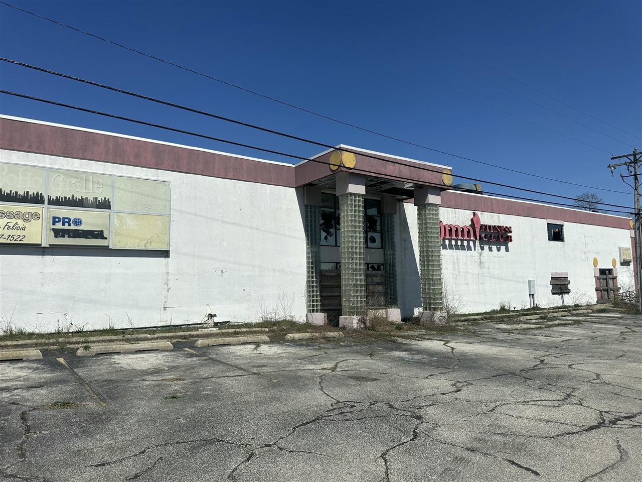 40 E Norton Avenue Property Photo 1