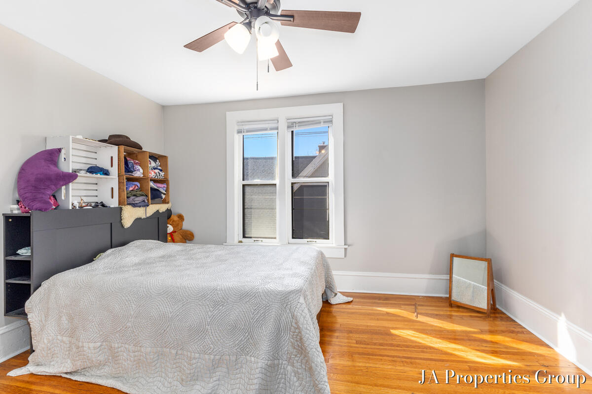 921 Fairmount Street Property Photo 12