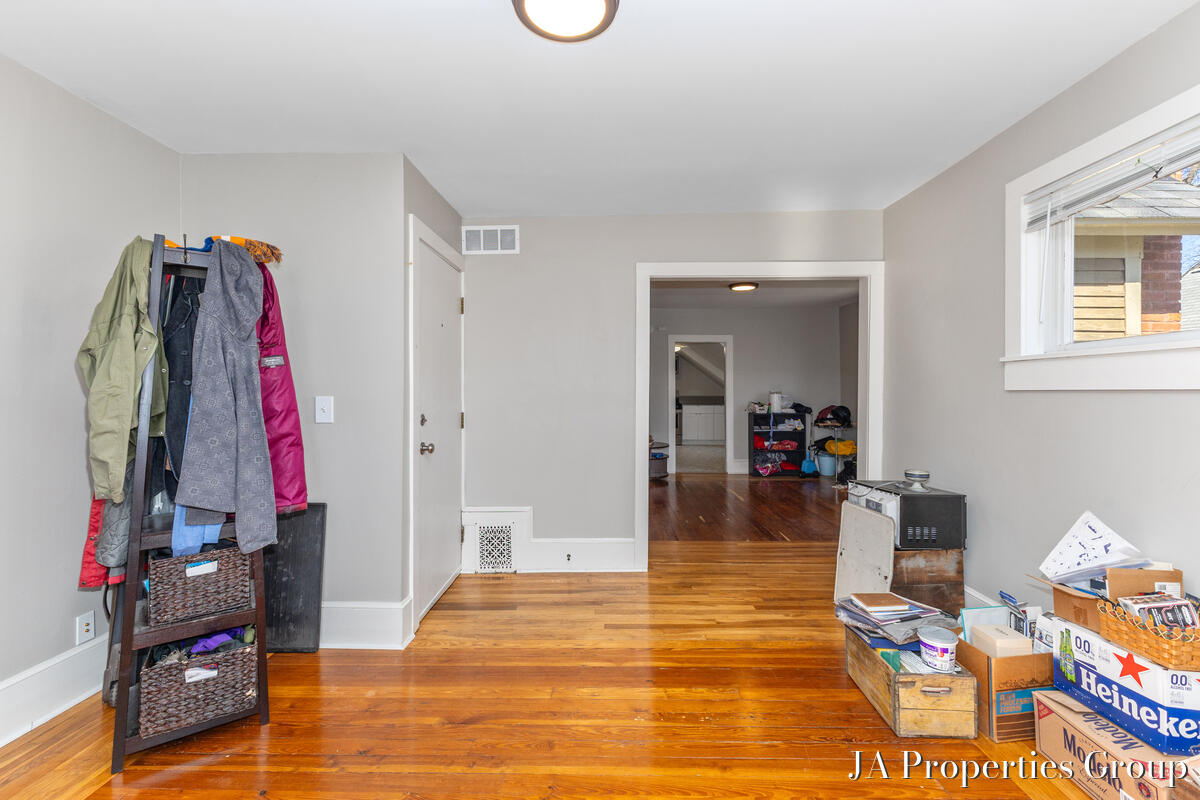 921 Fairmount Street Property Photo 20