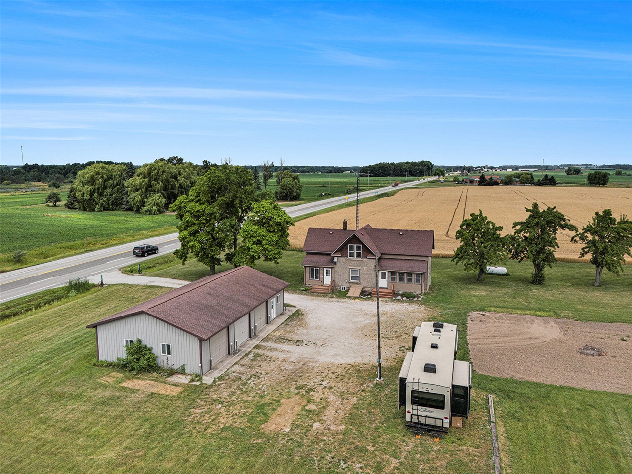 5818 Us Highway 31 Property Photo 1