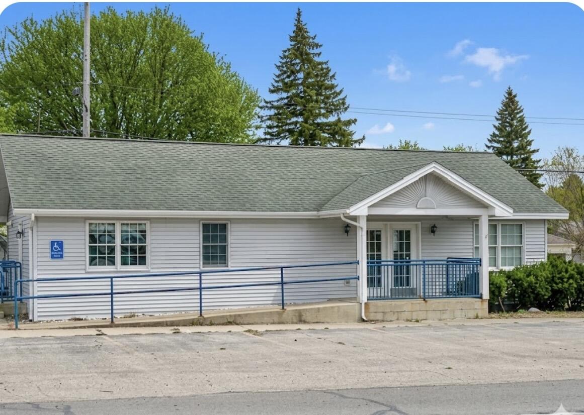 7659 Lake Street Property Photo 1