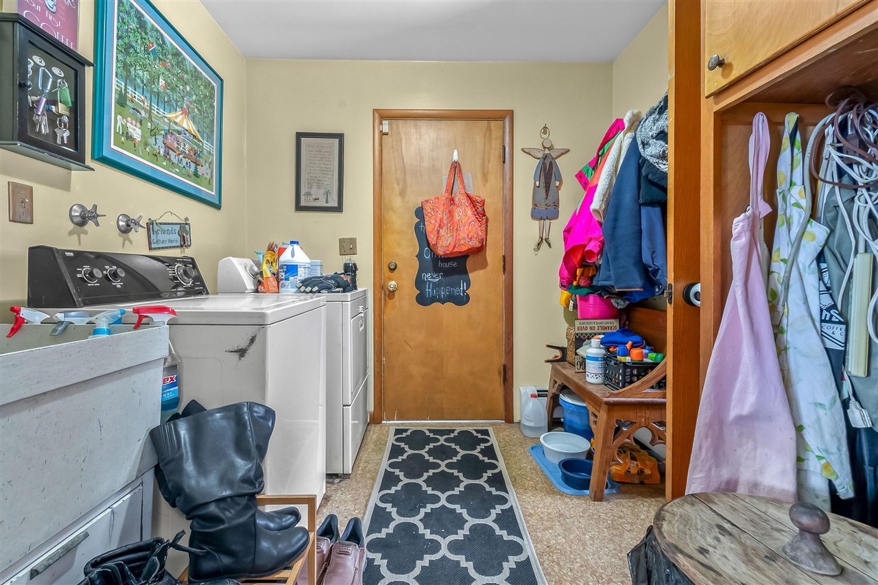 3671 Wildwood Court Property Photo 29