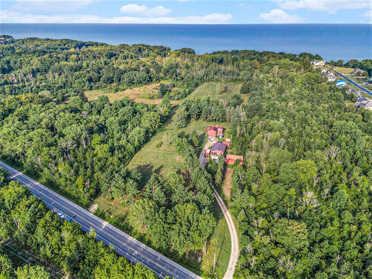 326 Blue Star Highway Property Photo 2