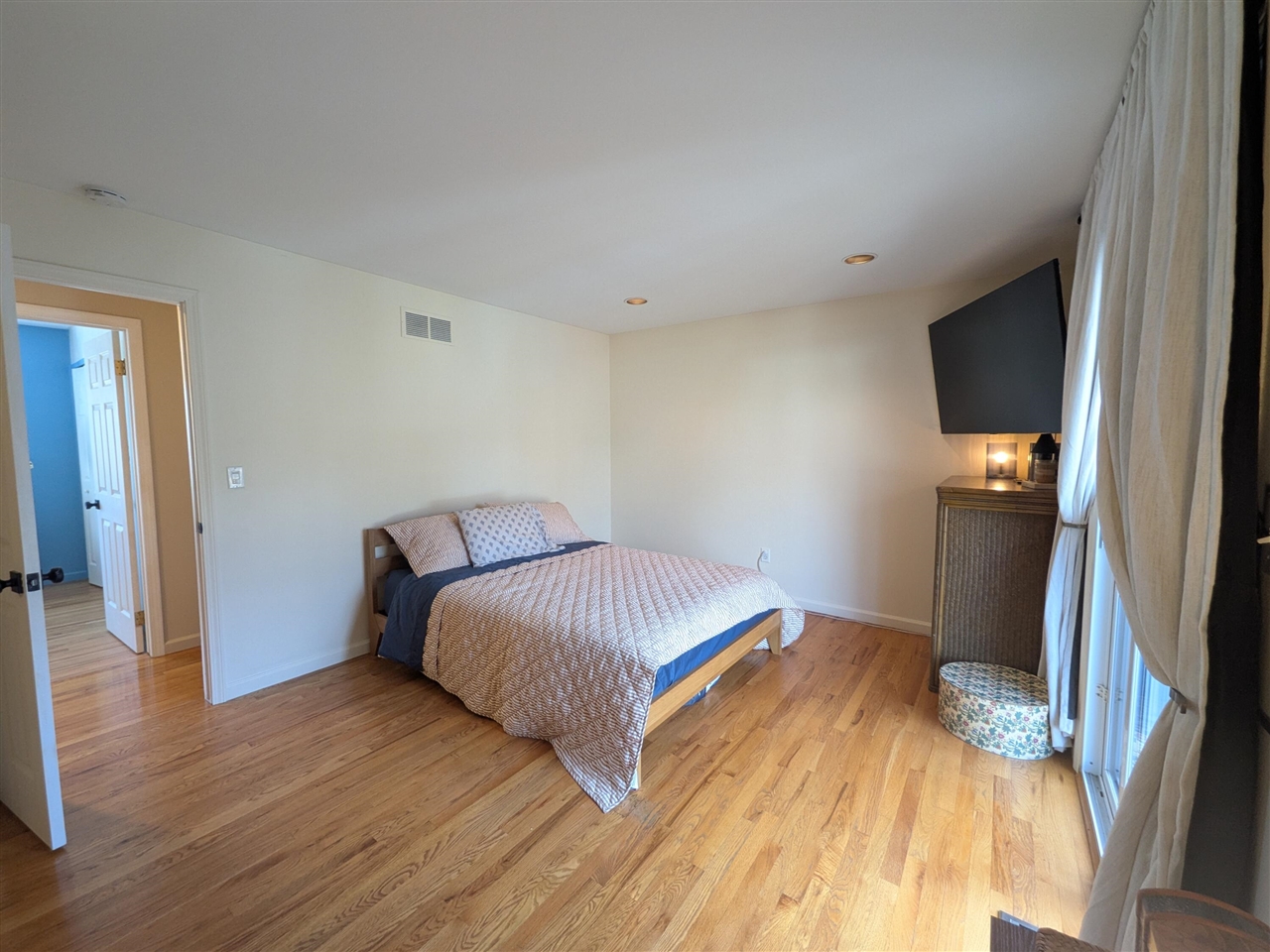 18298 Alvaro Avenue Property Photo 15