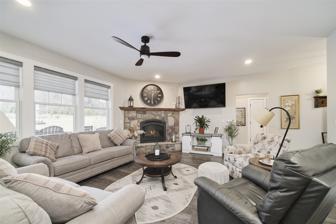 10201 Opal Ridge Drive Property Photo 13