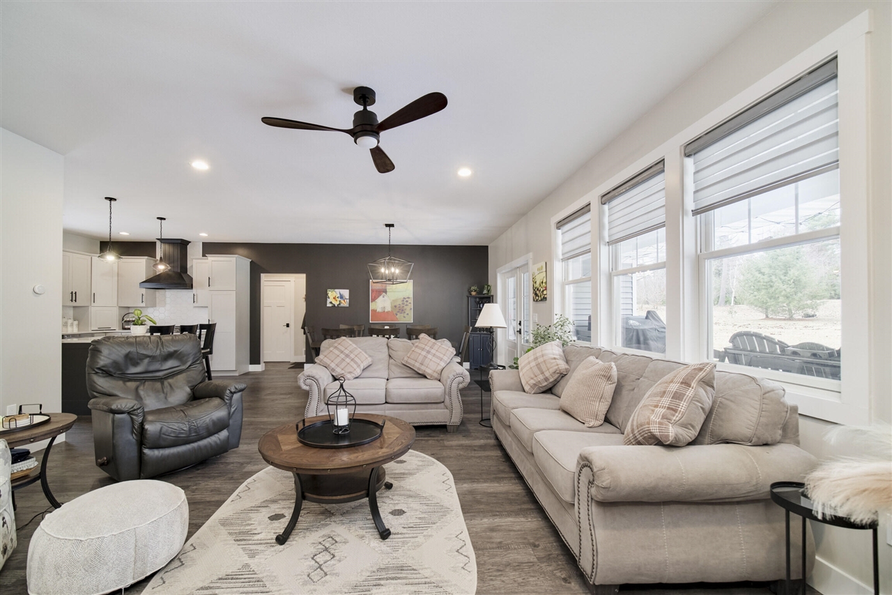 10201 Opal Ridge Drive Property Photo 17