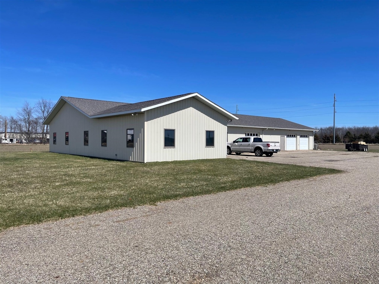 15675 Morris Industrial Drive Property Photo 1