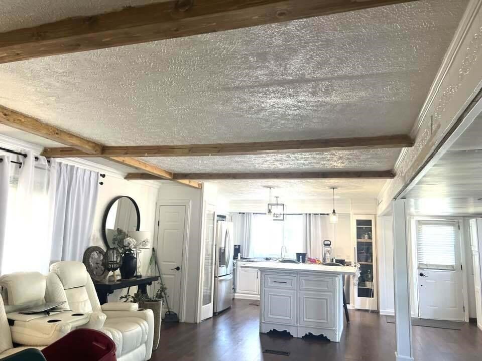 333 E Lakewood Boulevard Property Photo 8