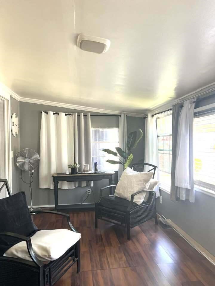 333 E Lakewood Boulevard Property Photo 13