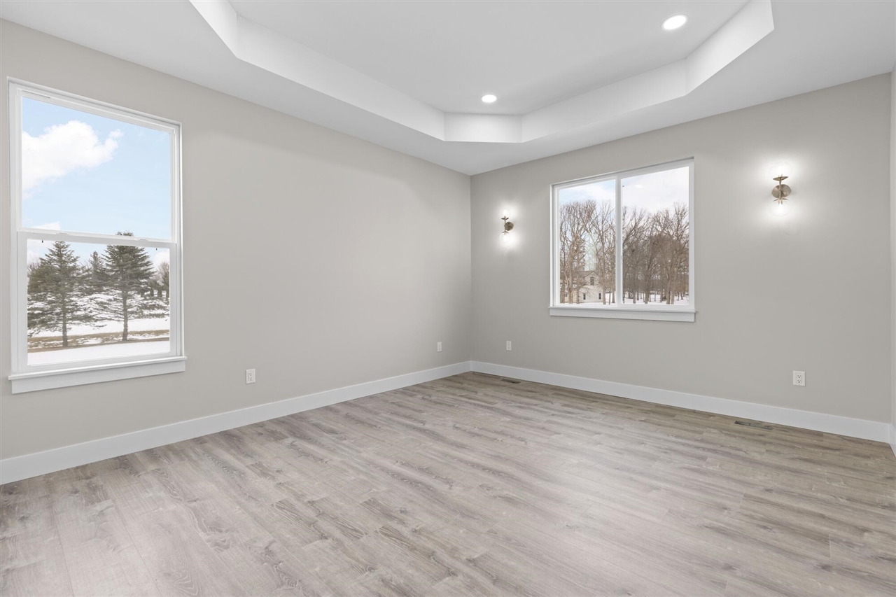 4823 Thompson Heights Drive Property Photo 18