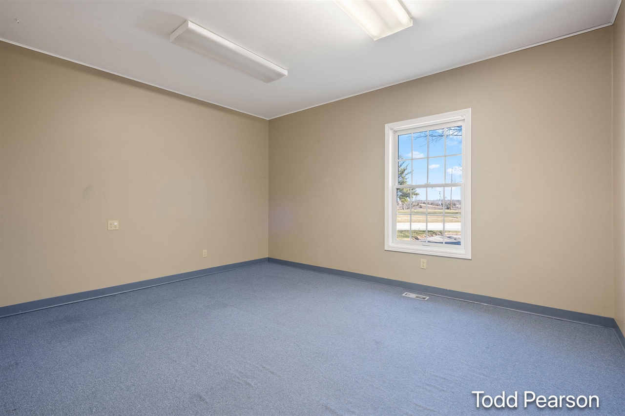 4211 Division Avenue Property Photo 16