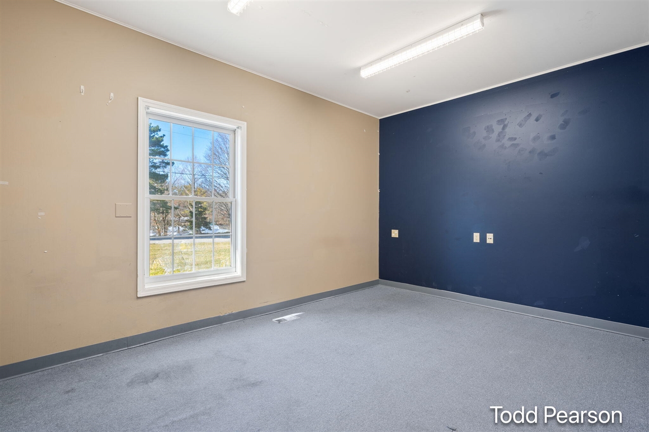 4211 Division Avenue Property Photo 18