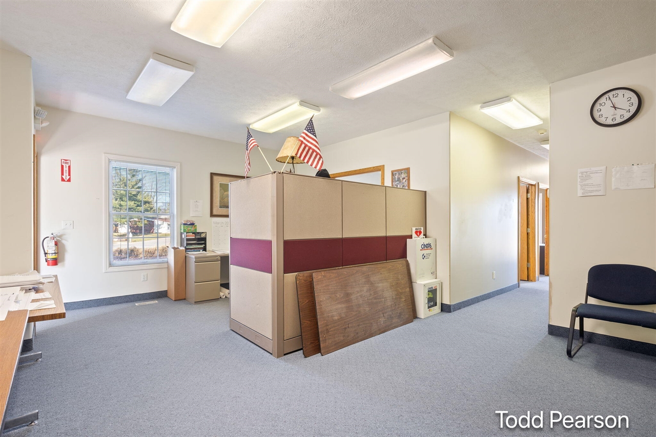 4211 Division Avenue Property Photo 48
