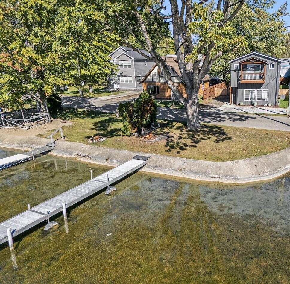 498 Warren Road Property Photo 1