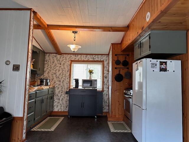 8034 N Johnson Road Property Photo 7