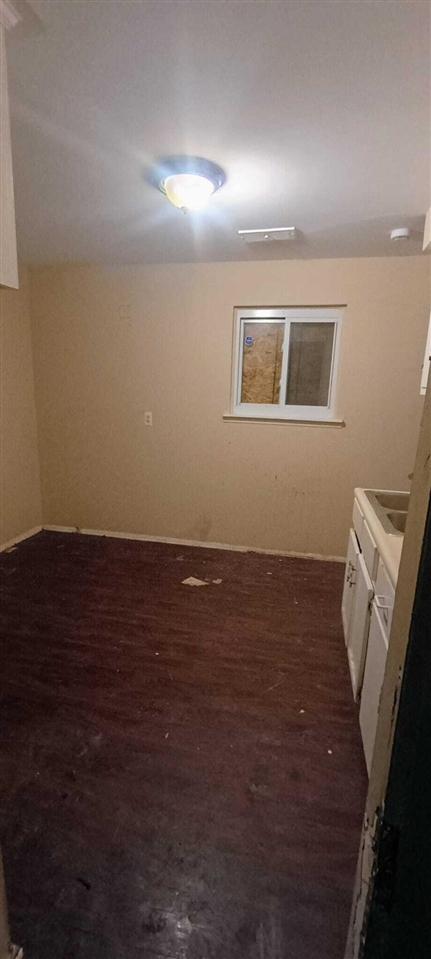 6121 Plainview Avenue Property Photo 12