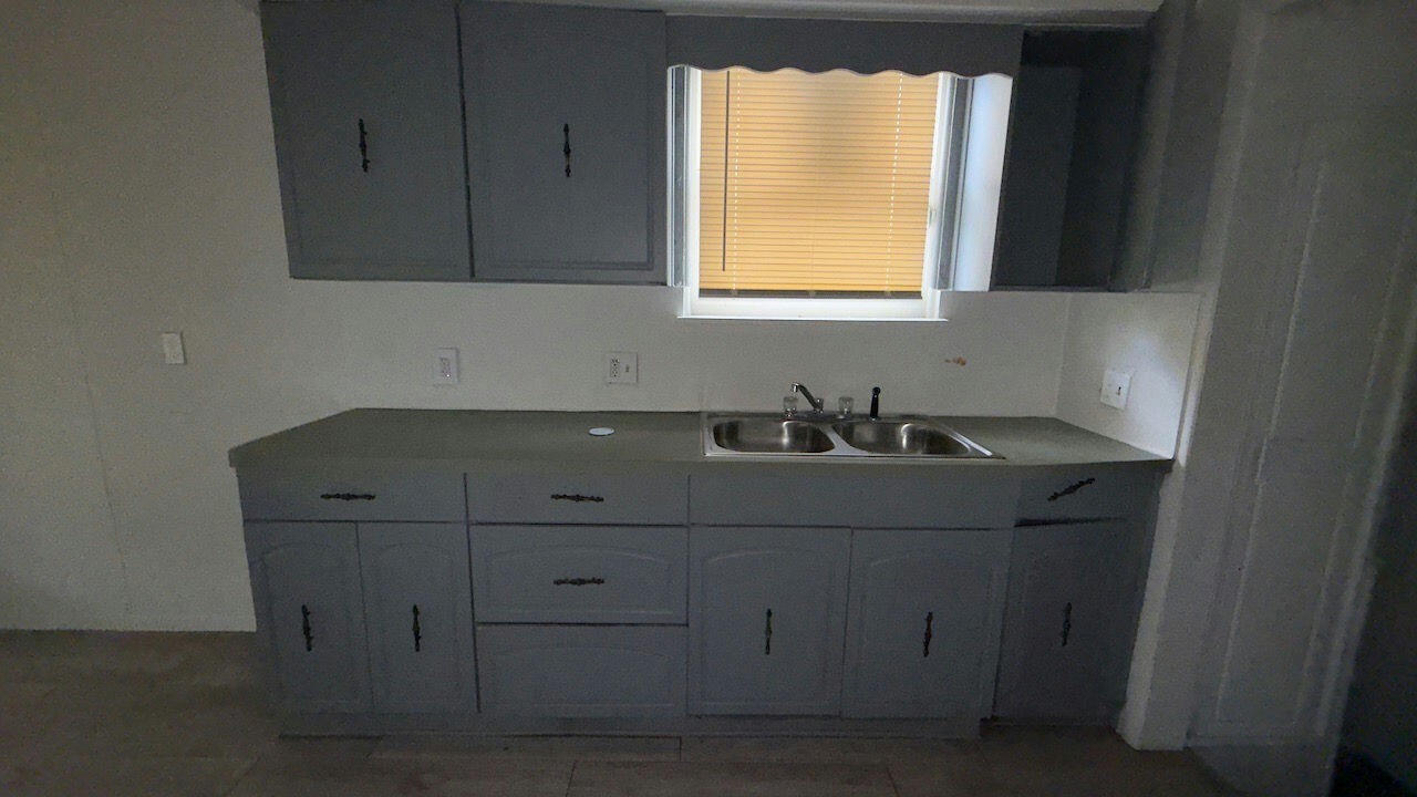 7269 Minock Street Property Photo 8