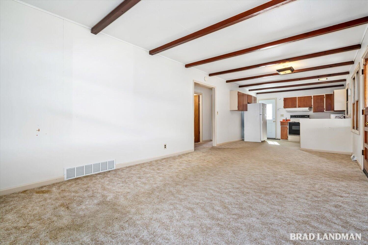 1980 Parker Drive Property Photo 9