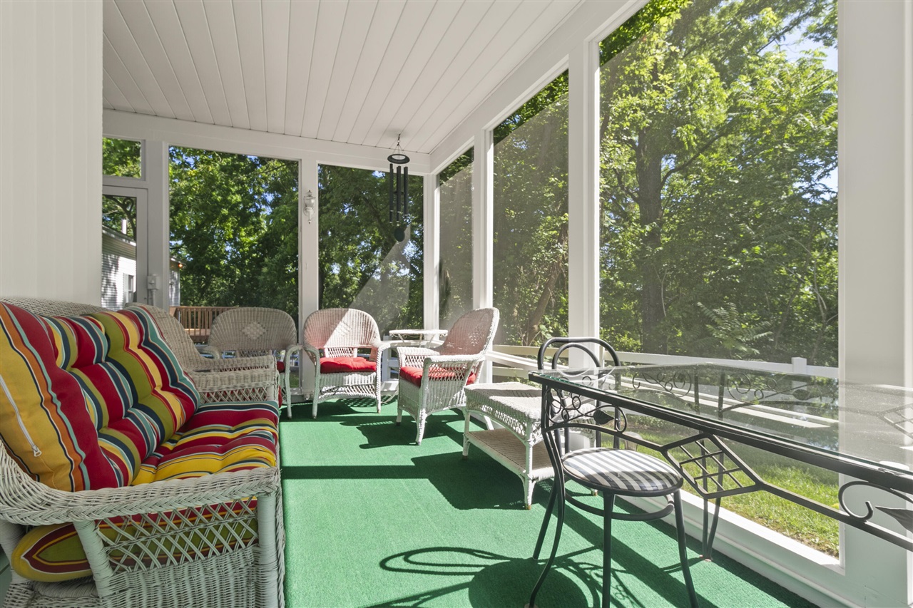 1532 34th Street Property Photo 9