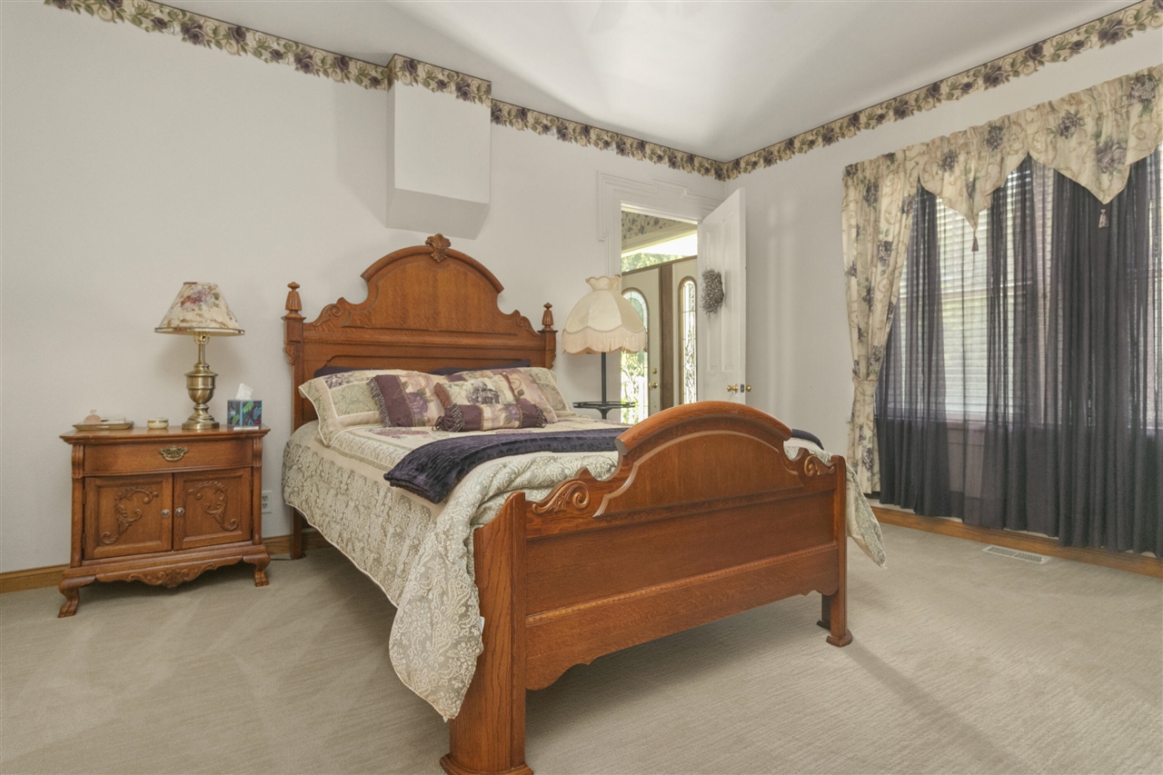 1532 34th Street Property Photo 18