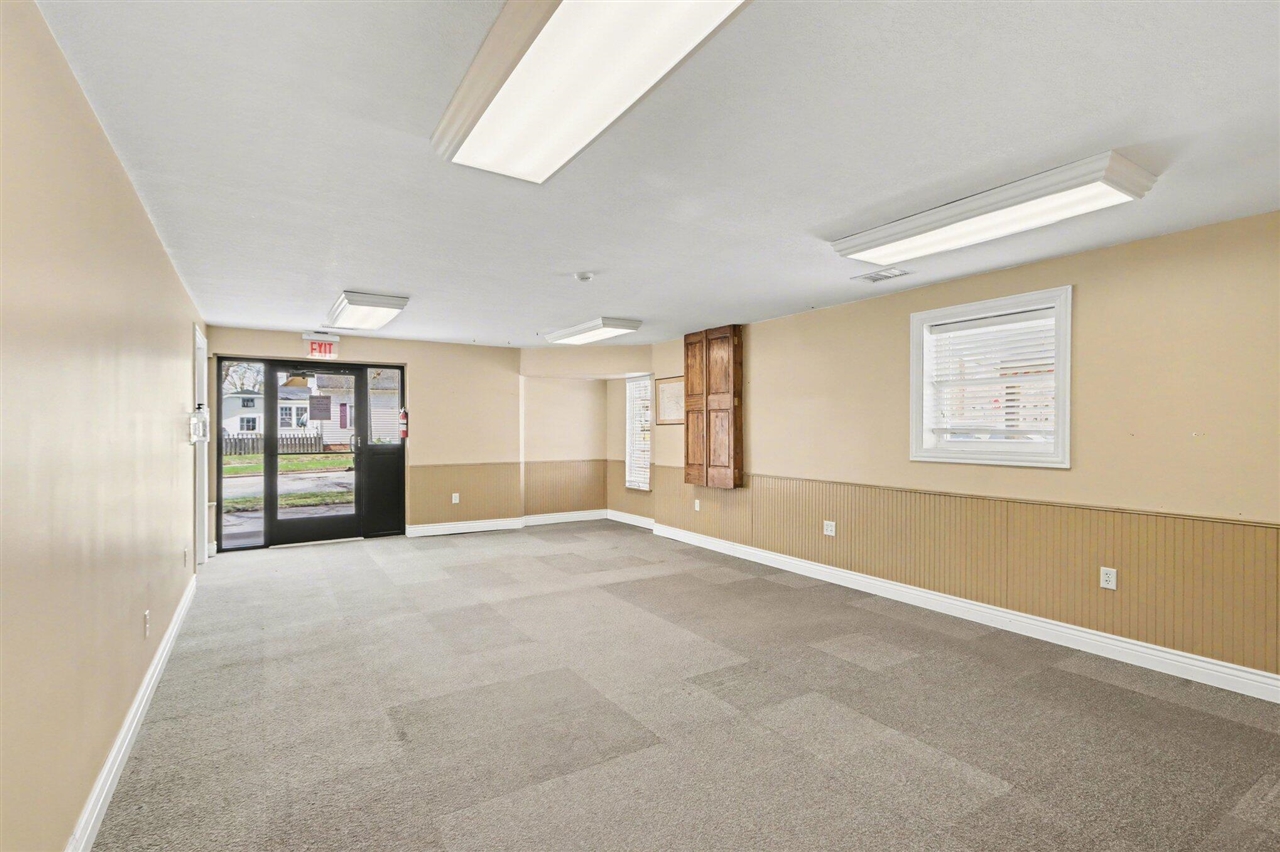207 Exchange Street Property Photo 7
