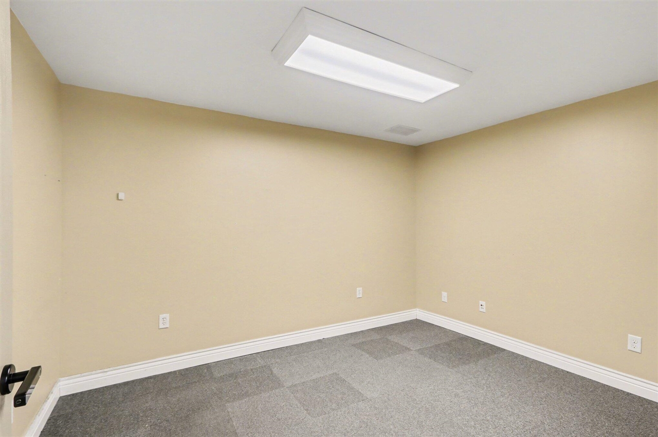 207 Exchange Street Property Photo 9