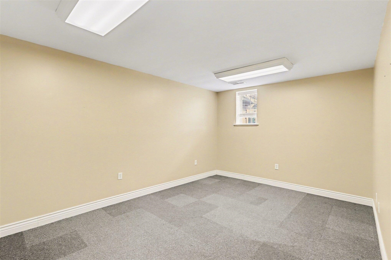207 Exchange Street Property Photo 10
