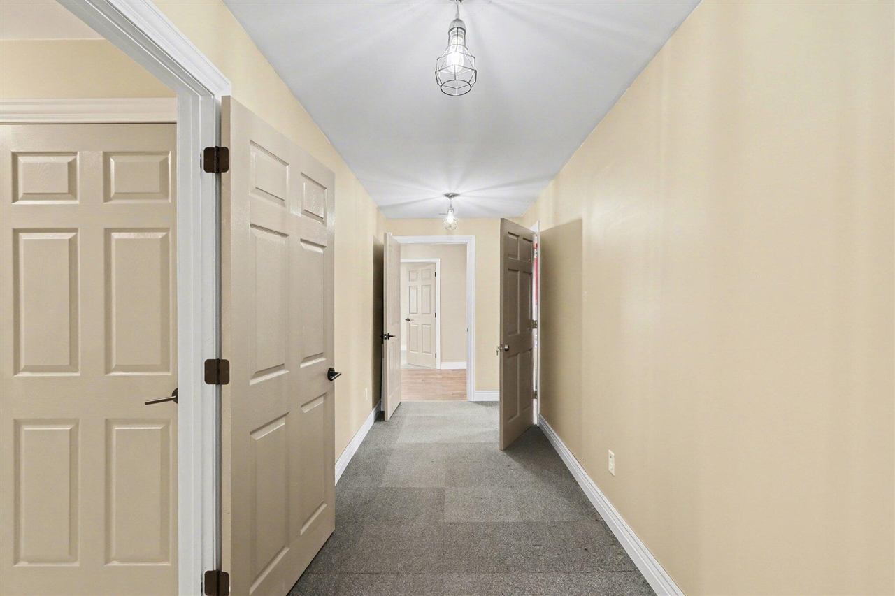 207 Exchange Street Property Photo 13