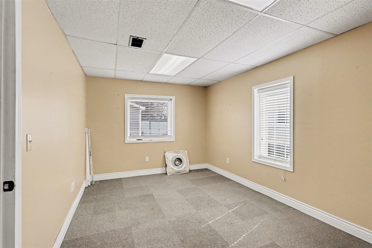 207 Exchange Street Property Photo 16