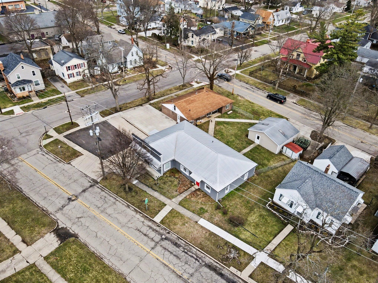 207 Exchange Street Property Photo 23