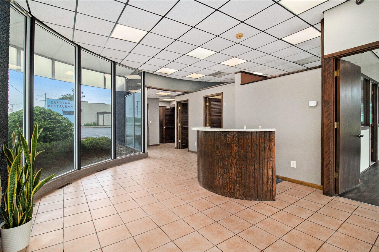 2351 E Us 10 Property Photo 10