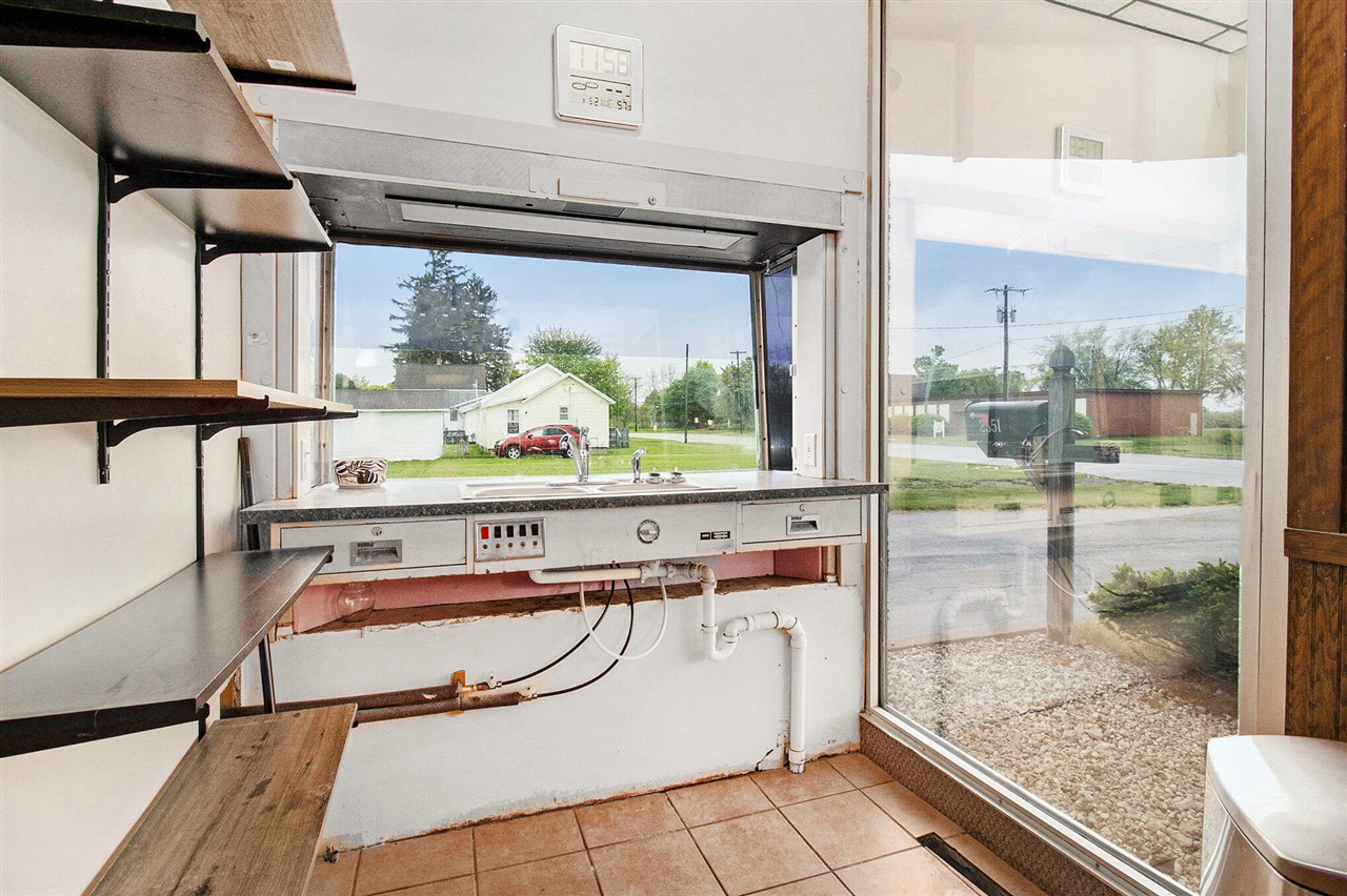 2351 E Us 10 Property Photo 21