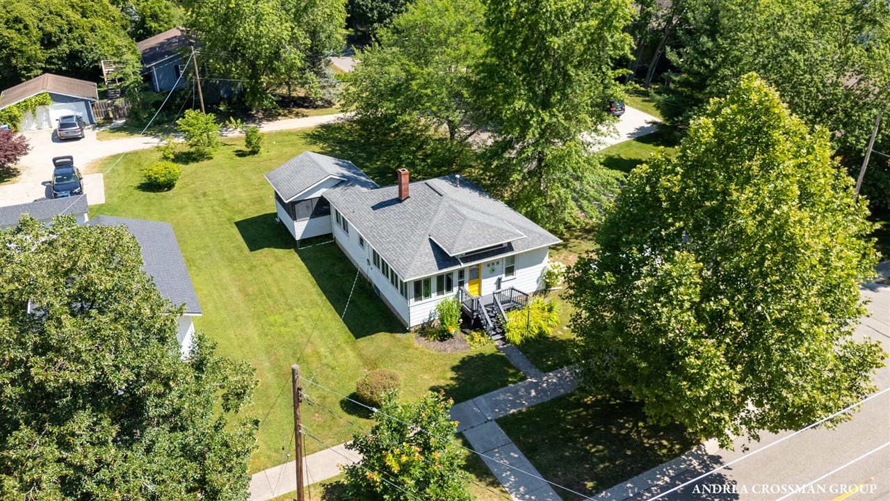 658 Allegan Street Property Photo 30