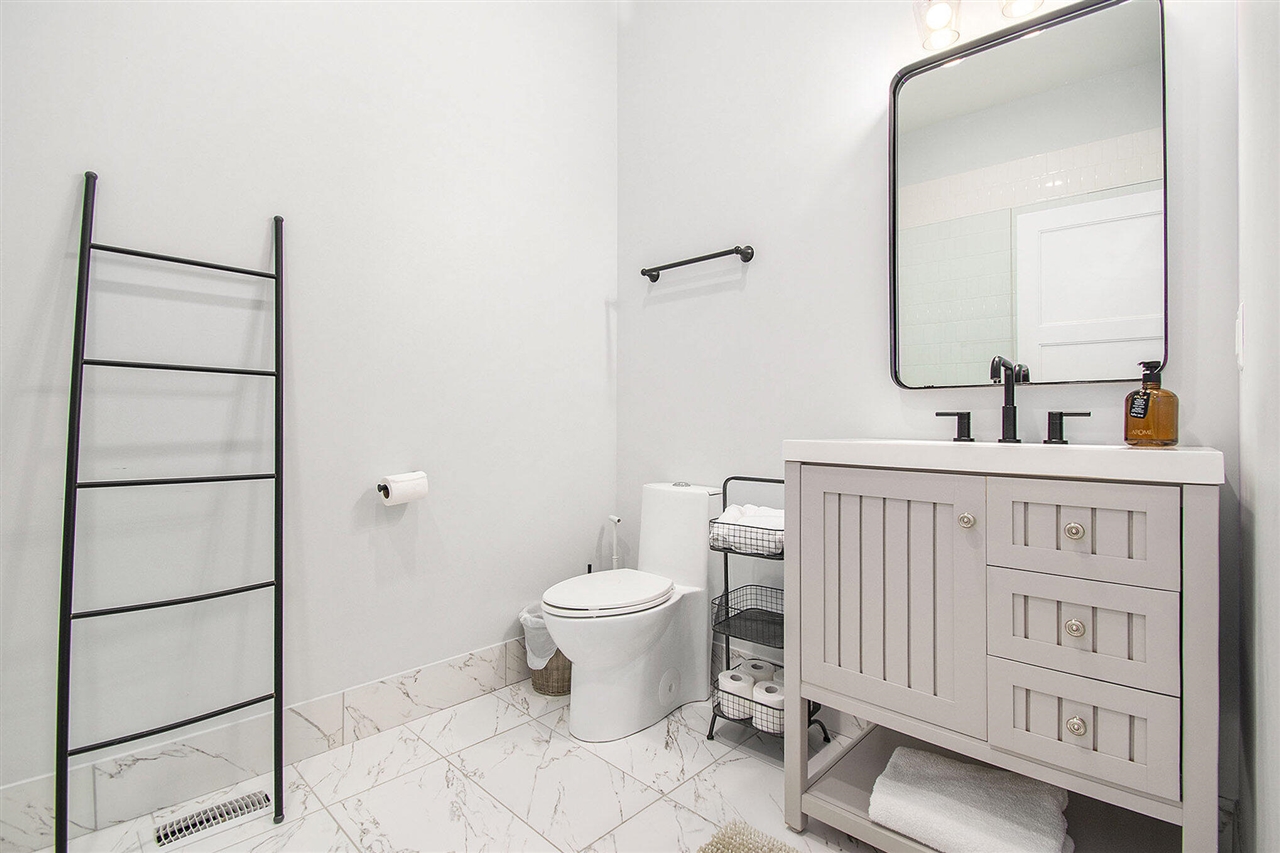 16220 Stones Throw Lane Property Photo 16