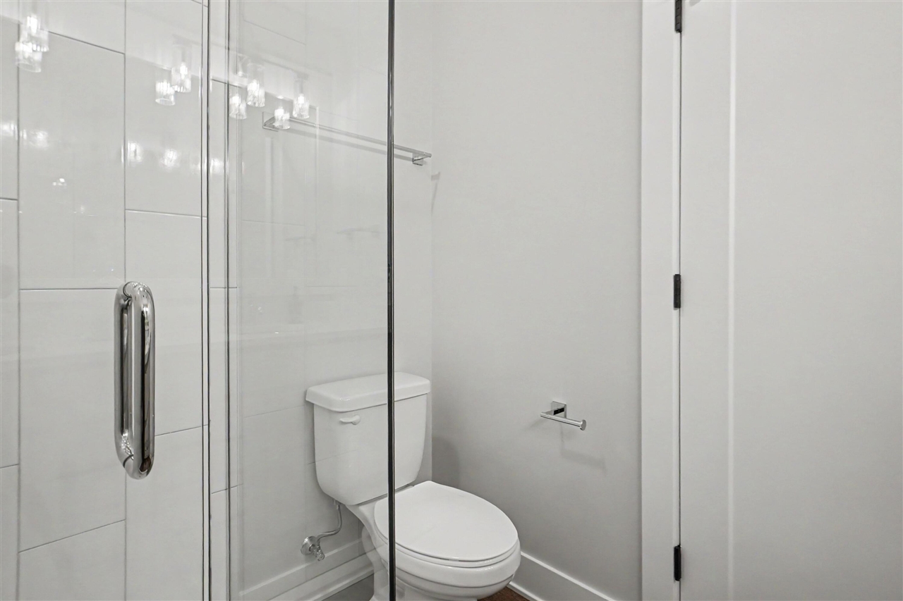 315 Edison Court Property Photo 14