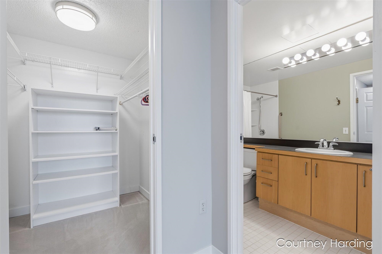 128 Campau Circle Property Photo 22