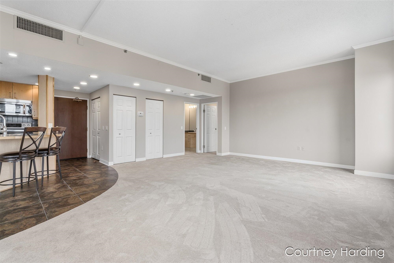 128 Campau Circle Property Photo 25