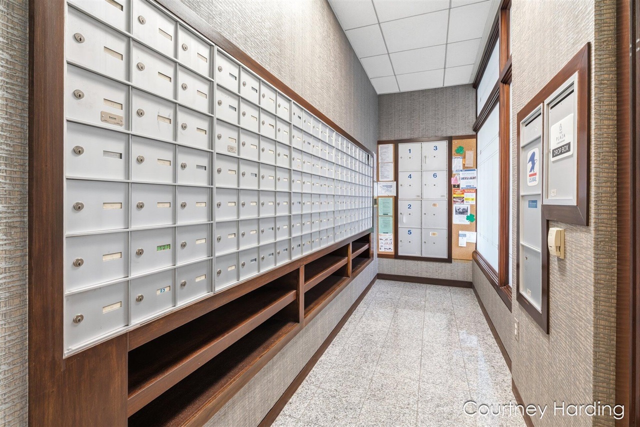 128 Campau Circle Property Photo 37