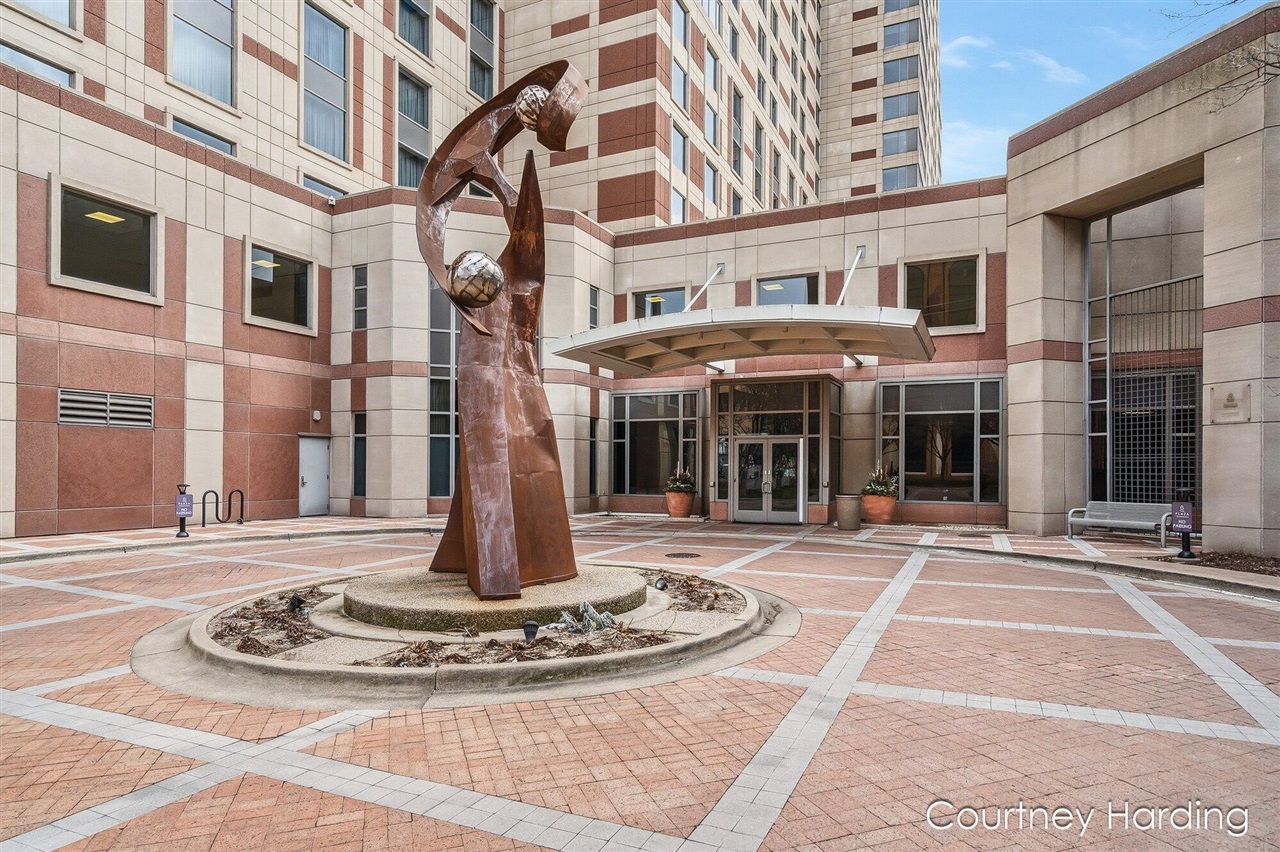 128 Campau Circle Property Photo 39