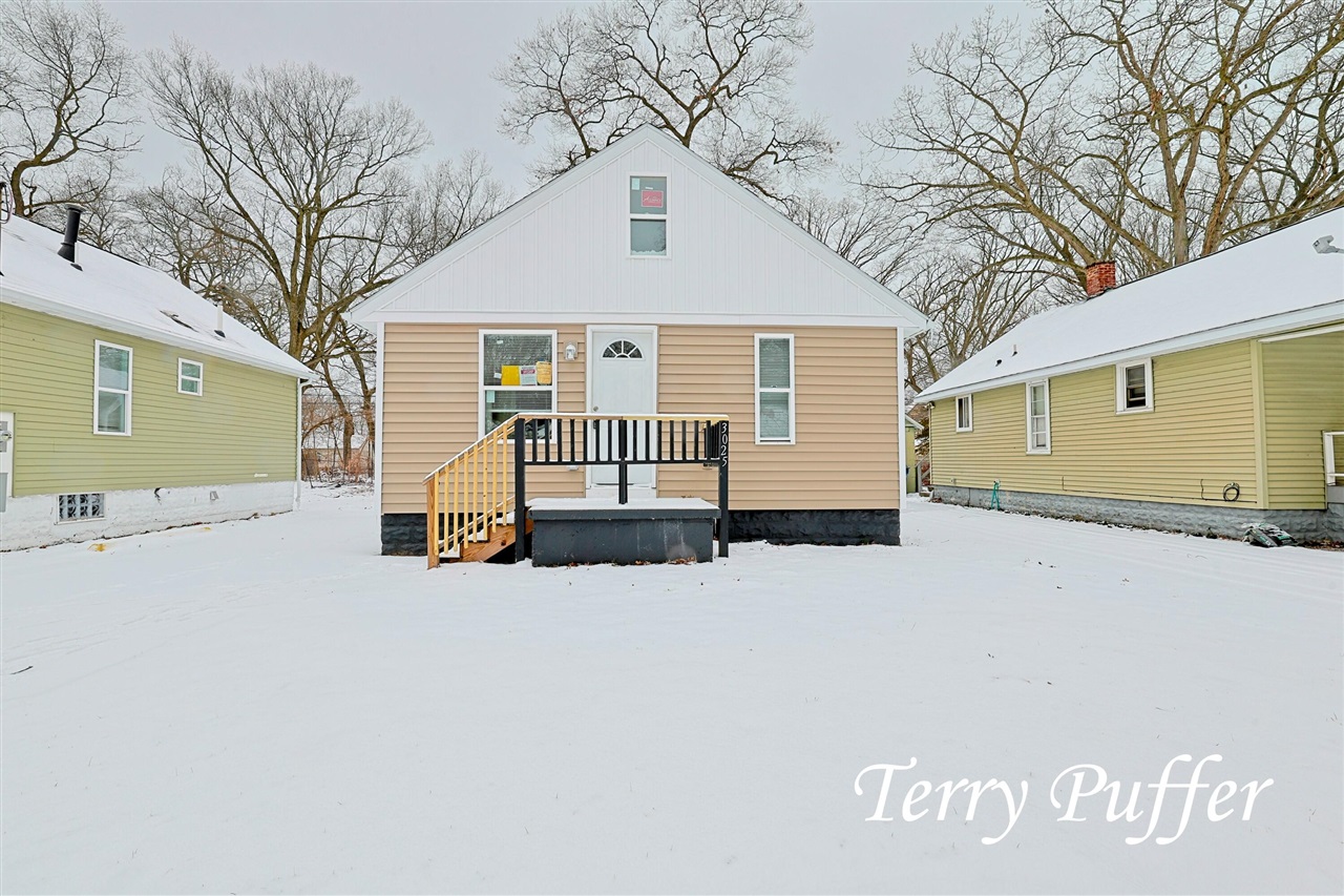 3025 Waalkes Street Property Photo 2