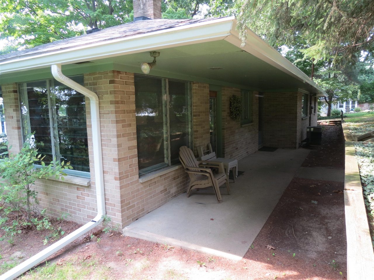890 White Lake Road Property Photo 6