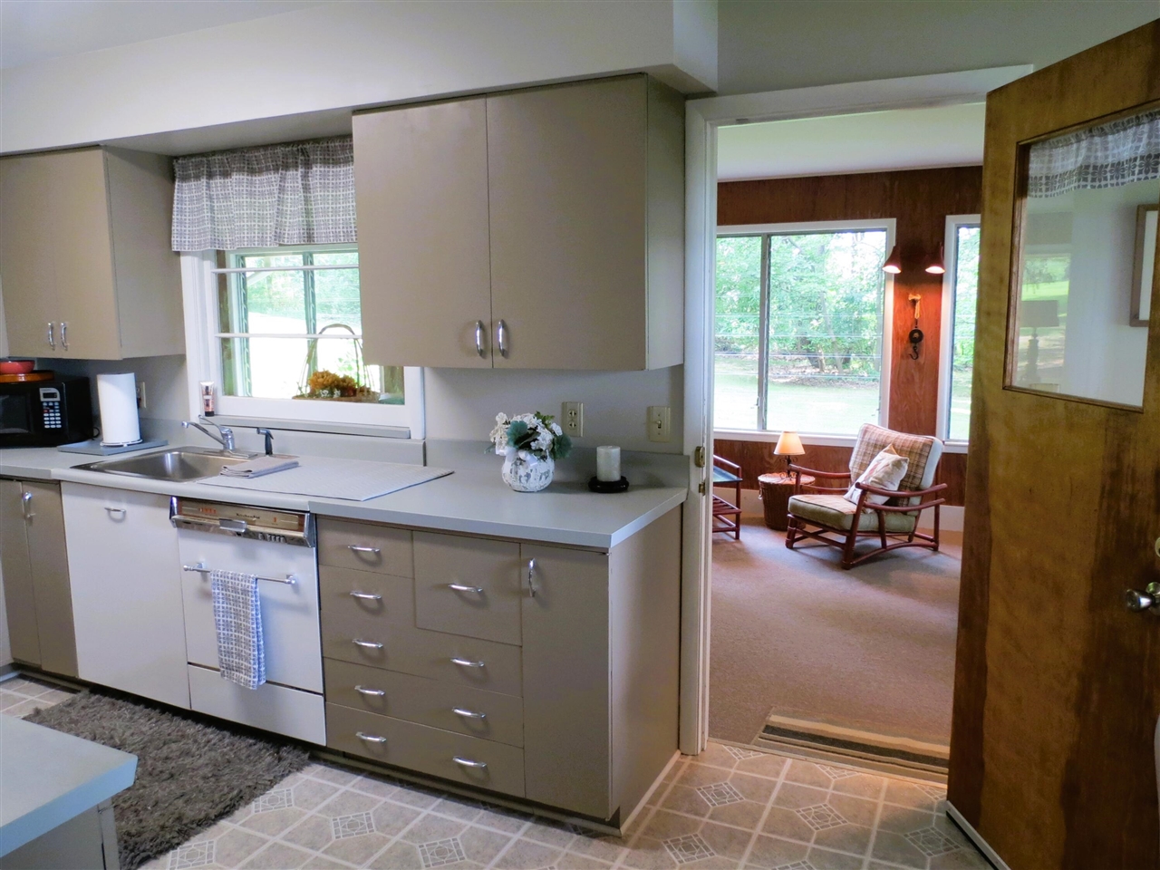 890 White Lake Road Property Photo 15