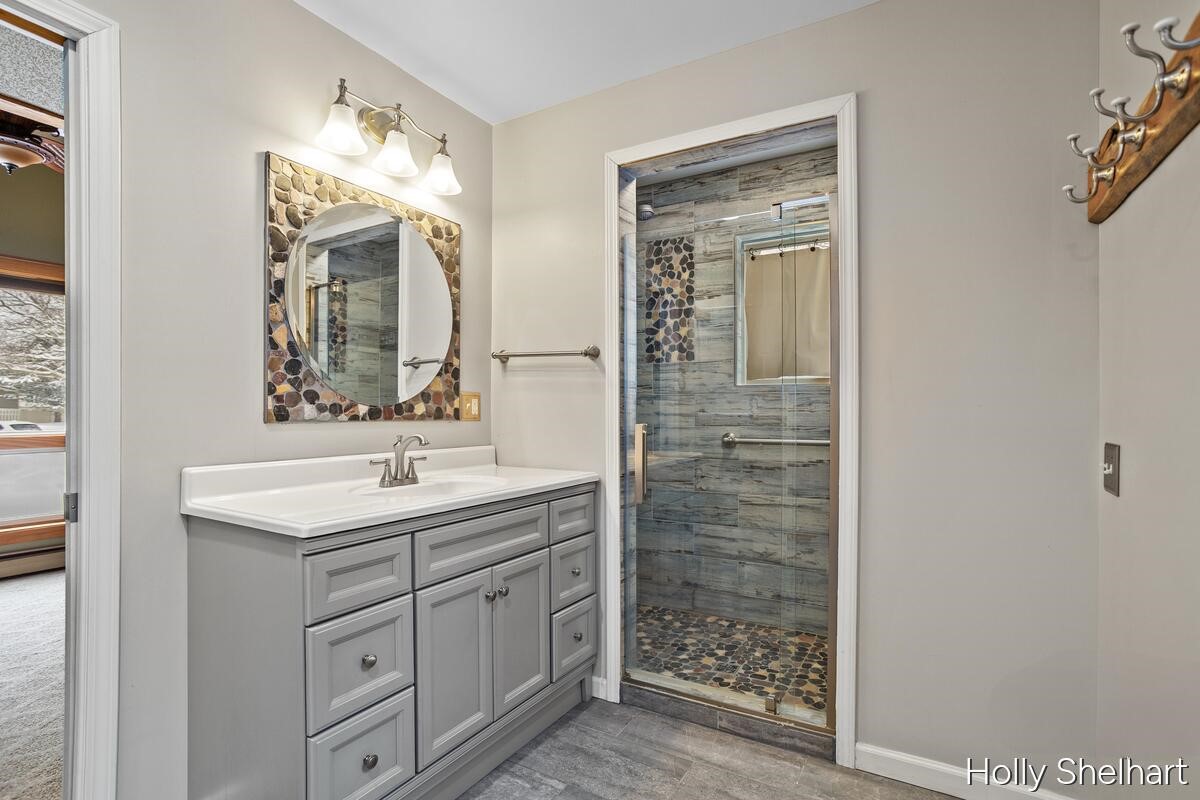 903 Cram Lane Property Photo 14